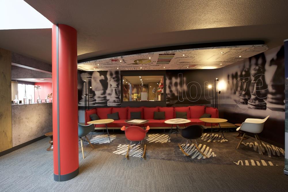 Ibis Pau Lescar Hotel Bagian luar foto