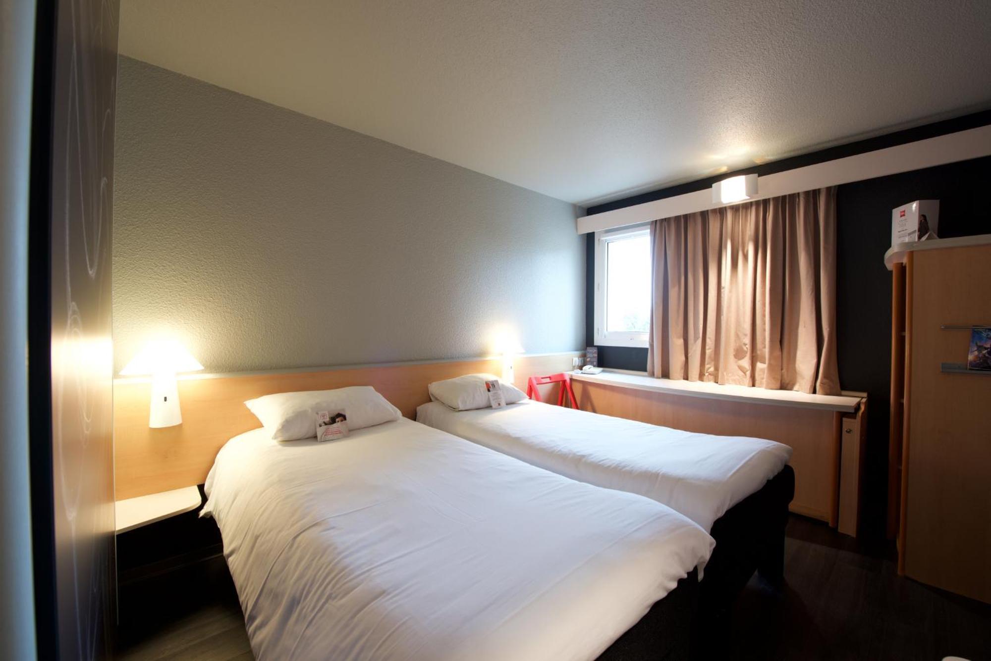 Ibis Pau Lescar Hotel Ruang foto